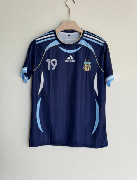 Argentina 2006 away jersey messi edition